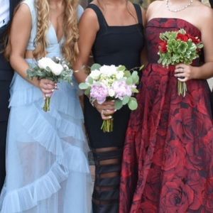 BCBGMAXAZRIA Joela Pleated Tulle Gown blue